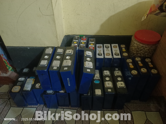 লিথিয়াম ফসফেট ব্যাটারি